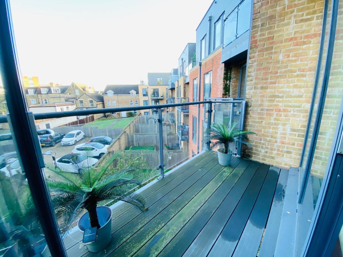 Spacious Two Bedroom Apartment In Balham Londres Exterior foto